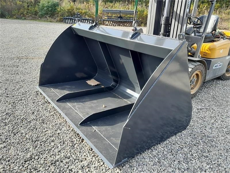 - - - Inter Tech - Godet pour Engins de chantier: photos 1 - - - Inter Tech - Godet pour Engins de chantier: photos 1