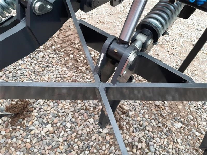 Bineuse Intertec FORTSATS 6 METER MED LIFT: photos 8 Bineuse Intertec FORTSATS 6 METER MED LIFT: photos 8