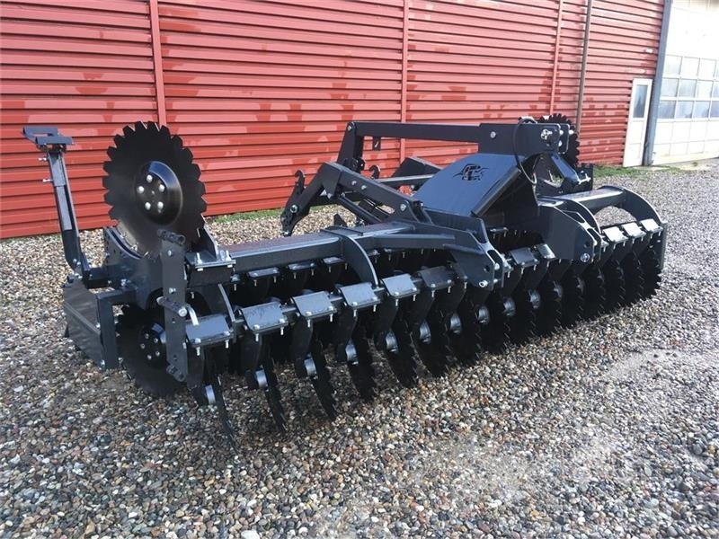 J-Maskiner IT-4000 med hydraulisk lift - Cover crop: photos 3 J-Maskiner IT-4000 med hydraulisk lift - Cover crop: photos 3