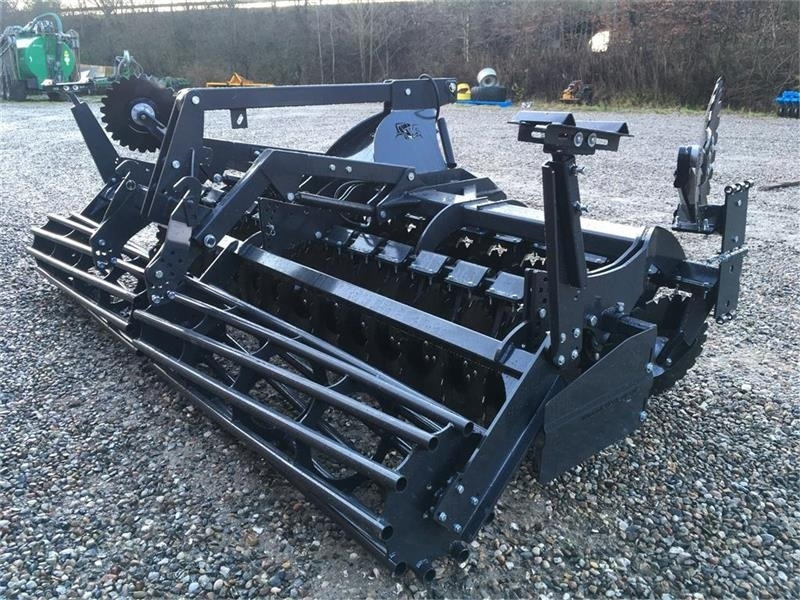 J-Maskiner IT-4000 med hydraulisk lift - Cover crop: photos 4 J-Maskiner IT-4000 med hydraulisk lift - Cover crop: photos 4