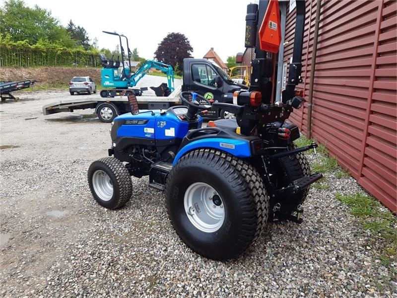 Solis 26 hst - Tracteur communal: photos 2 Solis 26 hst - Tracteur communal: photos 2