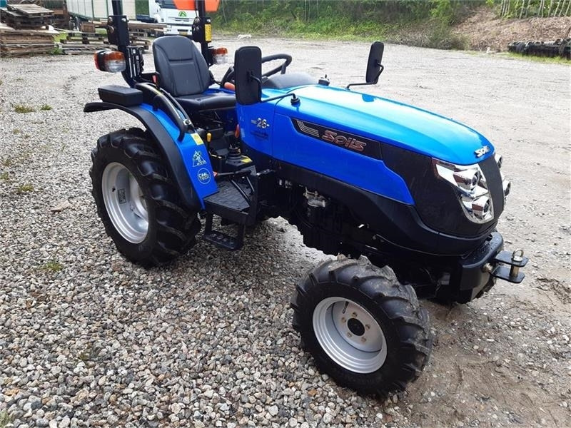 Solis 26 servostyring og brede traktor dæk - Tracteur communal: photos 5 Solis 26 servostyring og brede traktor dæk - Tracteur communal: photos 5