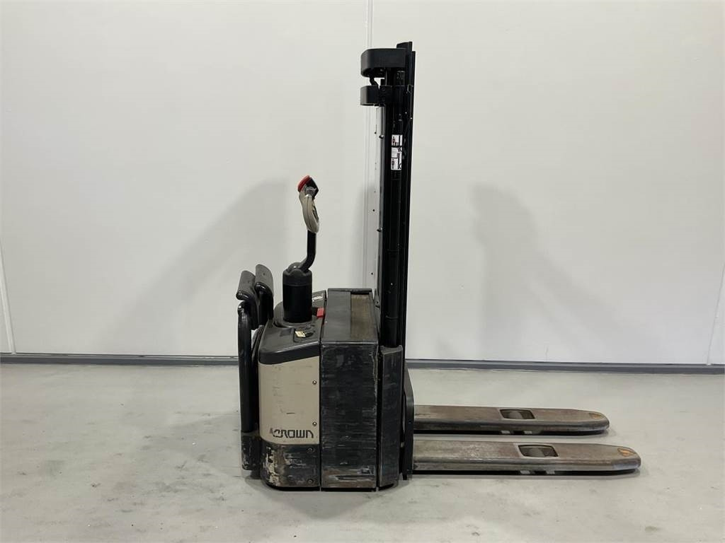 Gerbeur Crown WE2300S-1,25 TF: photos 1