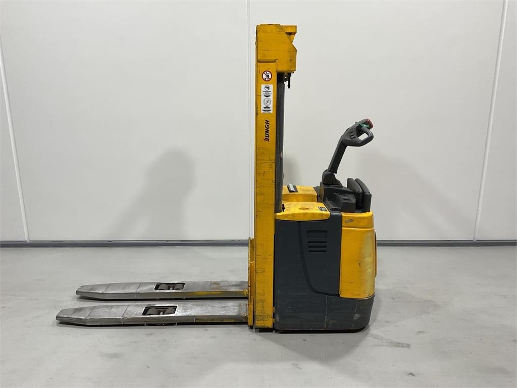 Jungheinrich ERC 214 - Gerbeur: photos 3 Jungheinrich ERC 214 - Gerbeur: photos 3