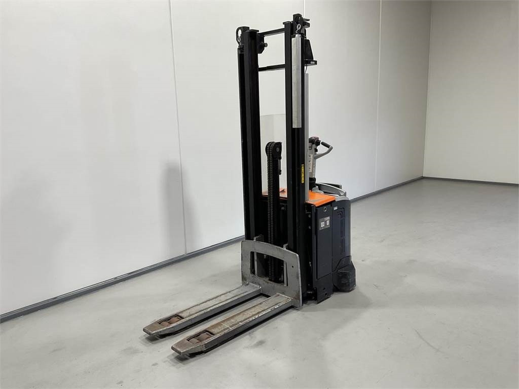 Rocla SP12ACI - Gerbeur: photos 4 Rocla SP12ACI - Gerbeur: photos 4