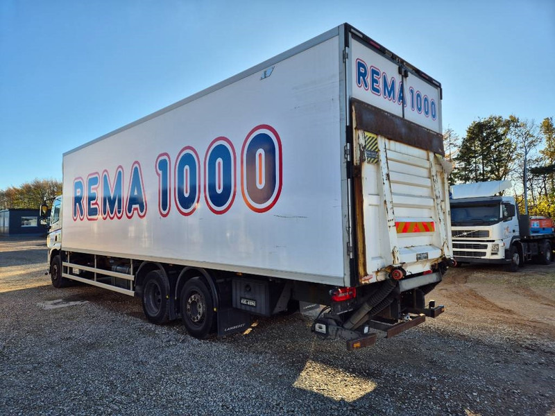 DAF CF 330 // 2 compartments / Cold/freeze - Camion frigorifique: photos 4 DAF CF 330 // 2 compartments / Cold/freeze - Camion frigorifique: photos 4