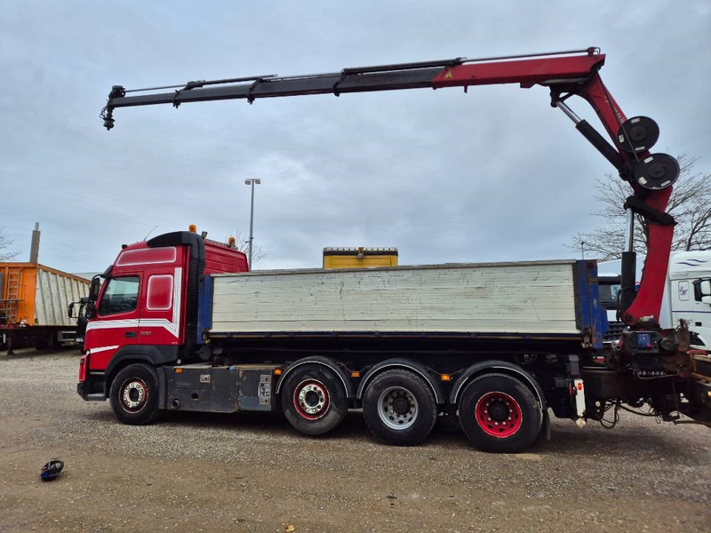 Volvo FMX 500 8x4/4 // HMF 2120 K4 // 3 side tipper - Camion grue: photos 3 Volvo FMX 500 8x4/4 // HMF 2120 K4 // 3 side tipper - Camion grue: photos 3