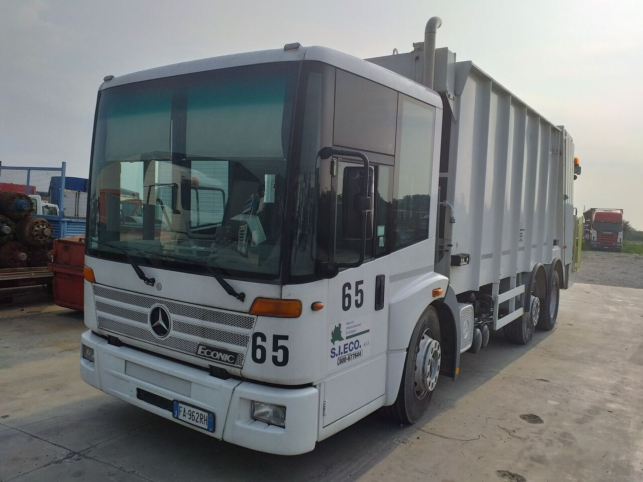 Mercedes-Benz Econic 2628 - Benne à ordures ménagères: photos 1 Mercedes-Benz Econic 2628 - Benne à ordures ménagères: photos 1