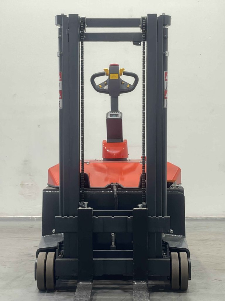 Combilift CS1500 - Gerbeur: photos 4 Combilift CS1500 - Gerbeur: photos 4