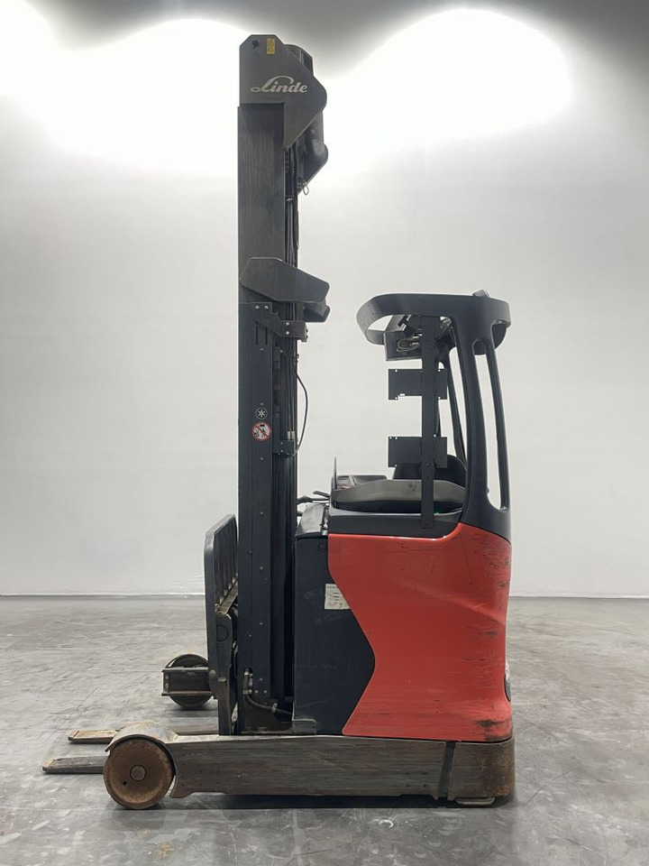 Linde R14-01-1120 - Chariot à mât rétractable: photos 4 Linde R14-01-1120 - Chariot à mât rétractable: photos 4