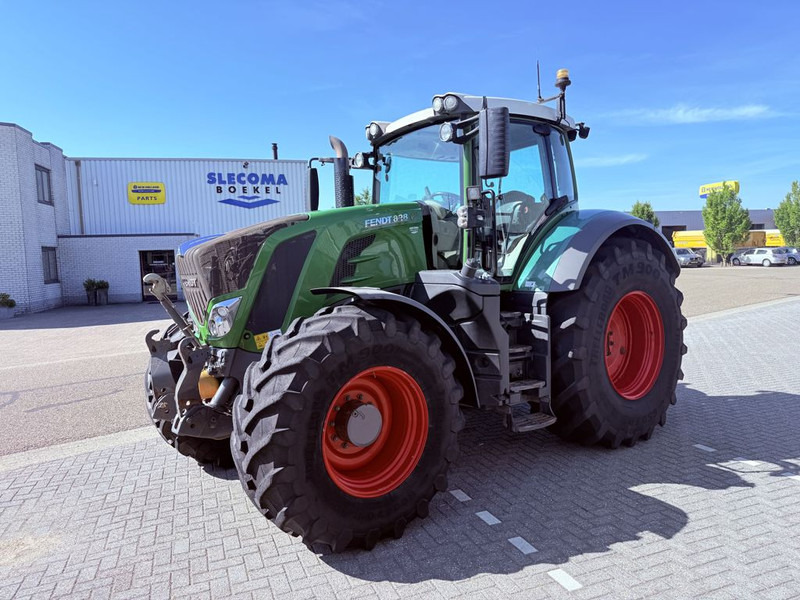 Fendt 828 Vario Profi Plus - Tracteur agricole: photos 1 Fendt 828 Vario Profi Plus - Tracteur agricole: photos 1
