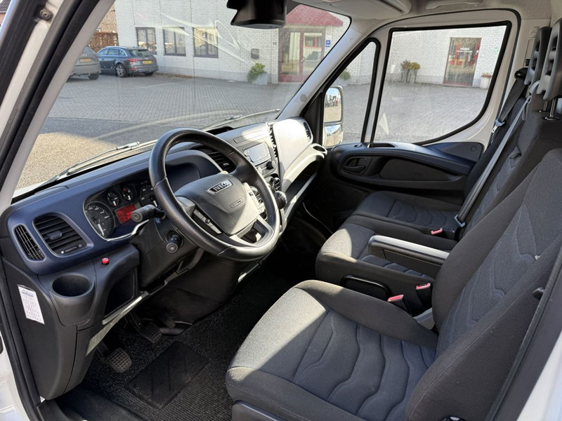 Iveco Daily 50-150 Bakwagen - Camion fourgon: photos 5 Iveco Daily 50-150 Bakwagen - Camion fourgon: photos 5