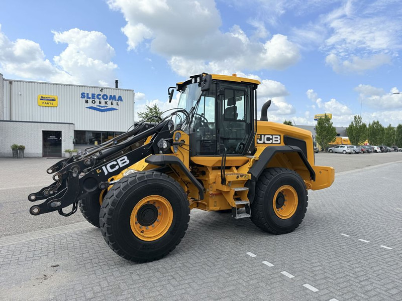 JCB JCB 427 S5 HT Wheel Loader - Chargeuse sur pneus: photos 1 JCB JCB 427 S5 HT Wheel Loader - Chargeuse sur pneus: photos 1