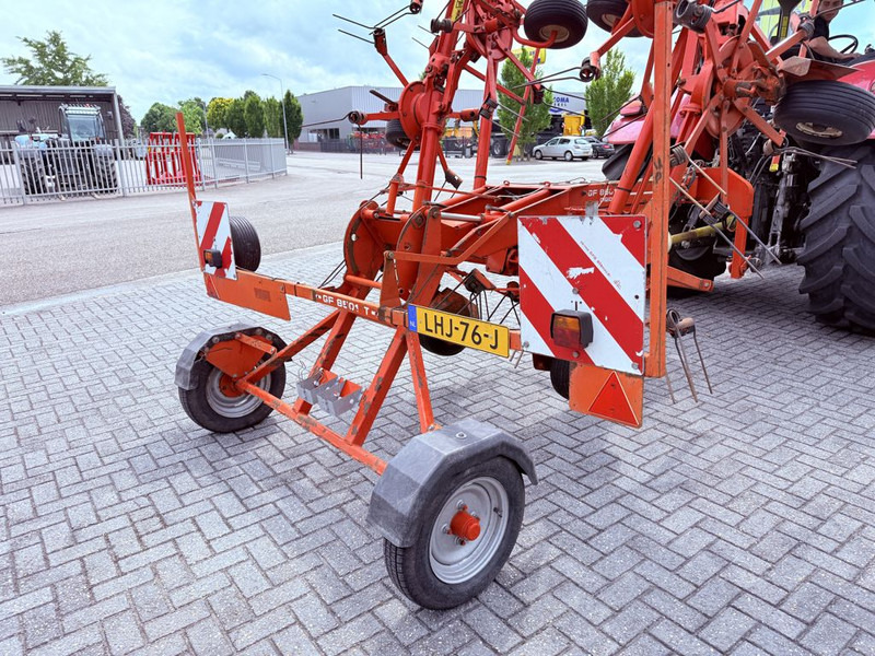 Faneuse Kuhn GF8501 T: photos 8 Faneuse Kuhn GF8501 T: photos 8