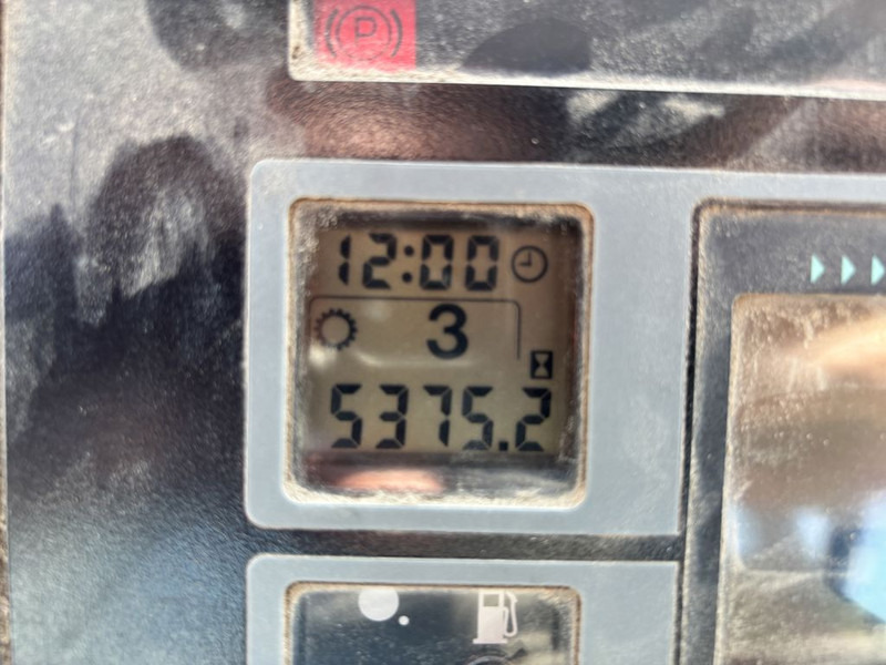 Tracteur agricole Mc Cormick CX95: photos 16