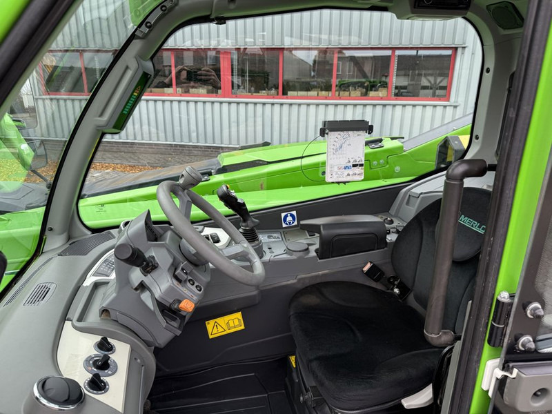 Merlo TF35.7-140 Telehandler - Chariot télescopique: photos 5 Merlo TF35.7-140 Telehandler - Chariot télescopique: photos 5