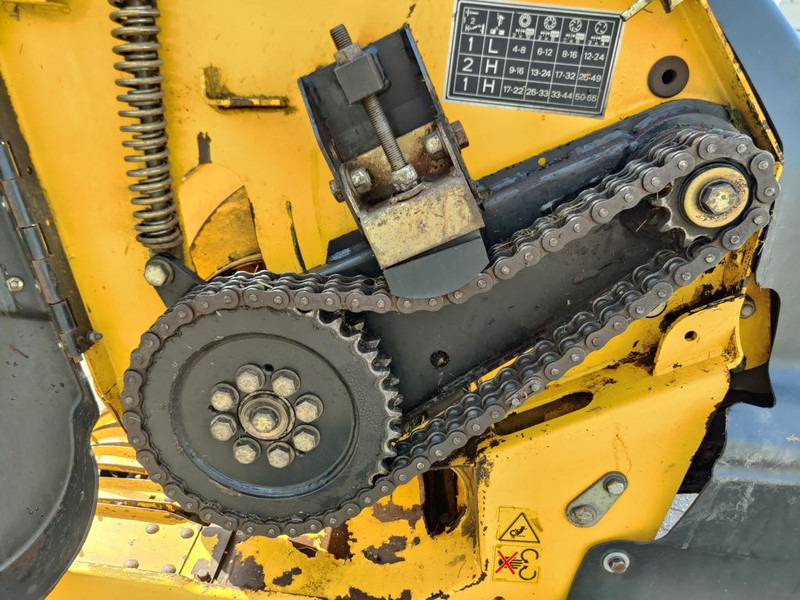 Accessoire aux ensileuses New Holland 273 Gras Pick Up: photos 11 Accessoire aux ensileuses New Holland 273 Gras Pick Up: photos 11