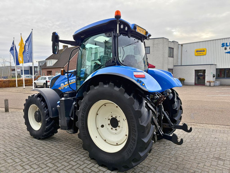 New Holland T6.180 DYN Stage V - Tracteur agricole: photos 2 New Holland T6.180 DYN Stage V - Tracteur agricole: photos 2