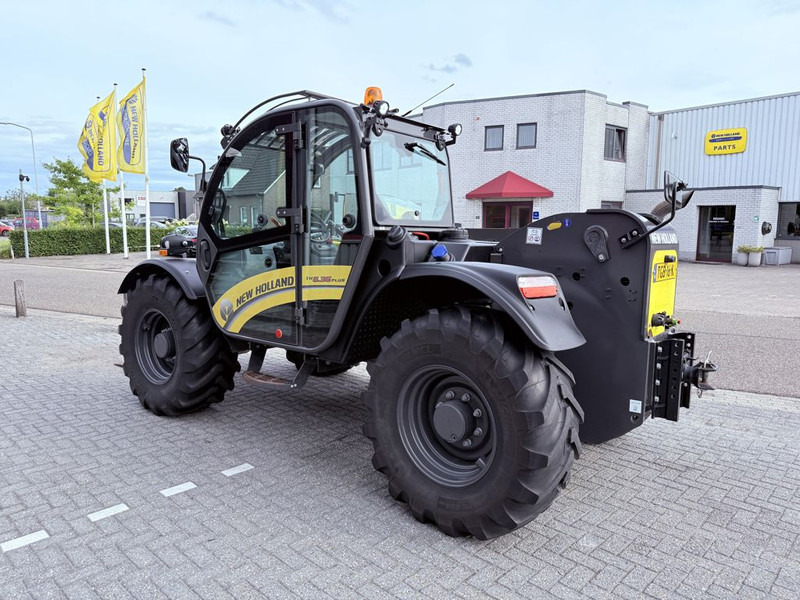 New Holland TH6.36 PLUS - Chariot télescopique: photos 2 New Holland TH6.36 PLUS - Chariot télescopique: photos 2