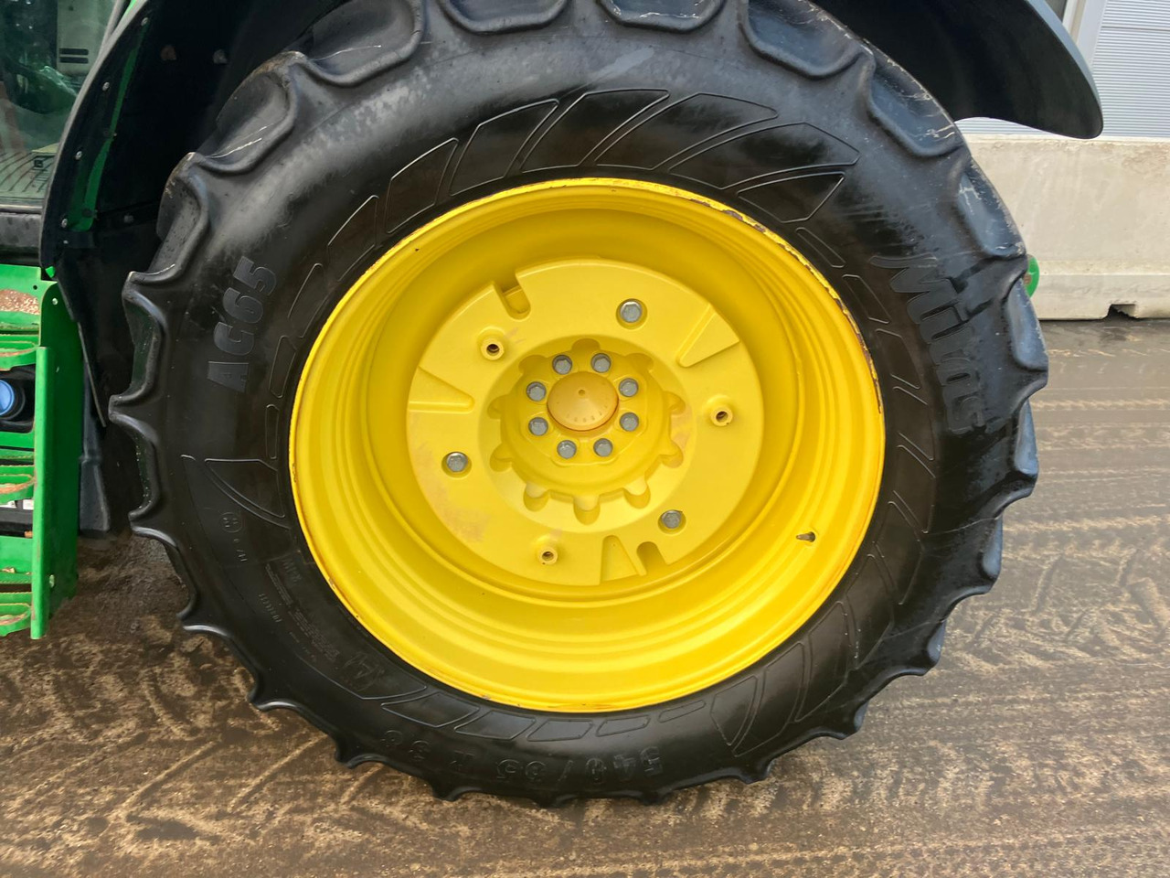 Tracteur agricole John Deere 6120M: photos 9