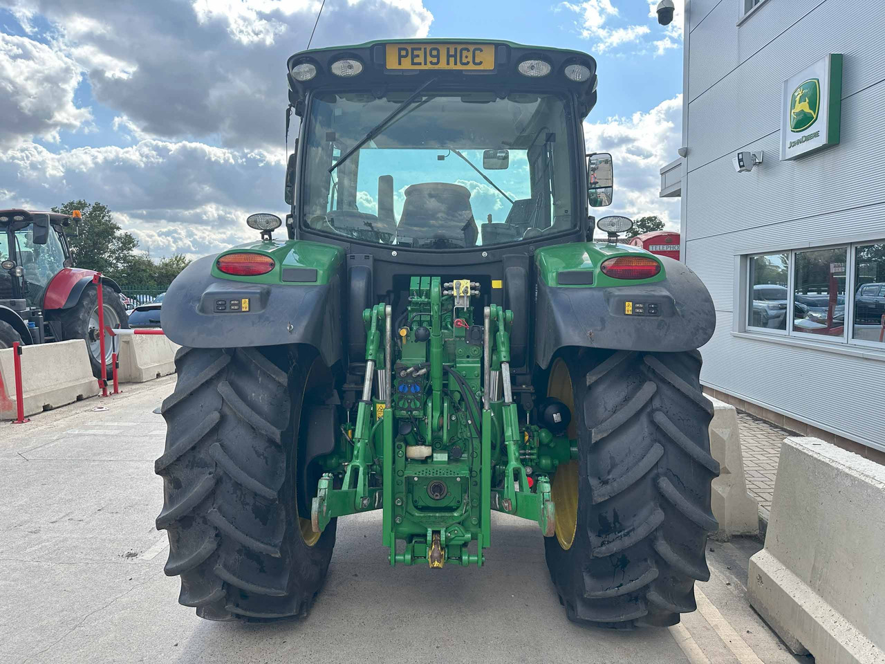 John Deere 6135R - Tracteur agricole: photos 5 John Deere 6135R - Tracteur agricole: photos 5