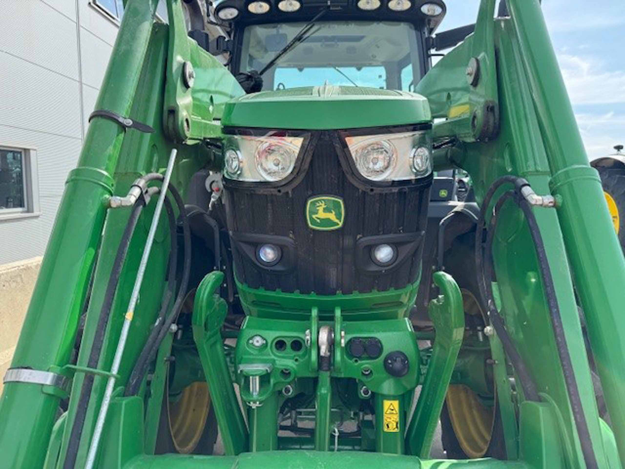 John Deere 6155R - Tracteur agricole: photos 4 John Deere 6155R - Tracteur agricole: photos 4