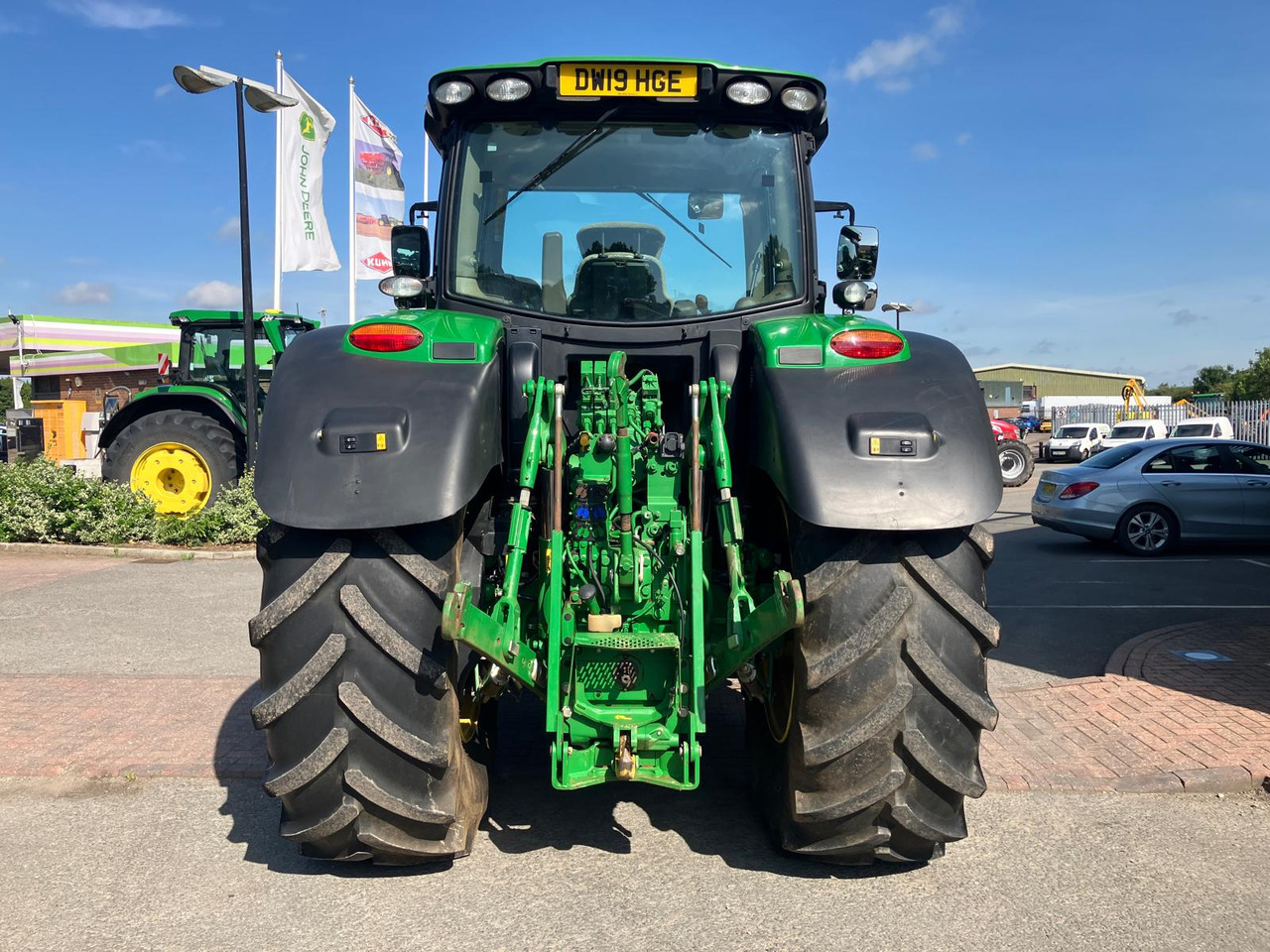 Tracteur agricole John Deere 6175R: photos 8