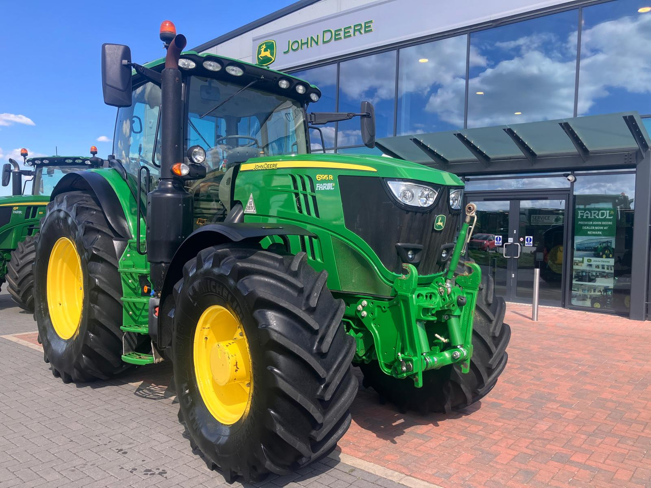 John Deere 6195R - Tracteur agricole: photos 1 John Deere 6195R - Tracteur agricole: photos 1