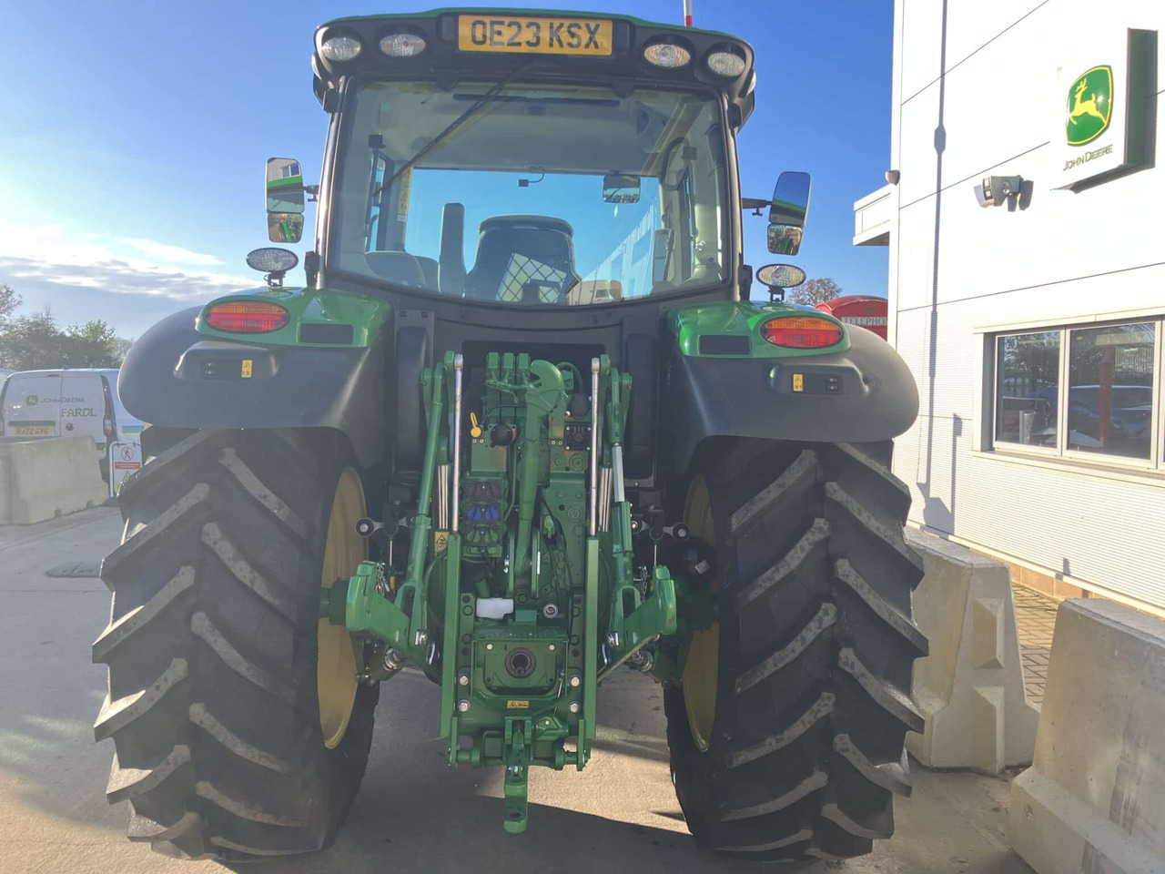John Deere 6R 130 - Tracteur agricole: photos 4 John Deere 6R 130 - Tracteur agricole: photos 4