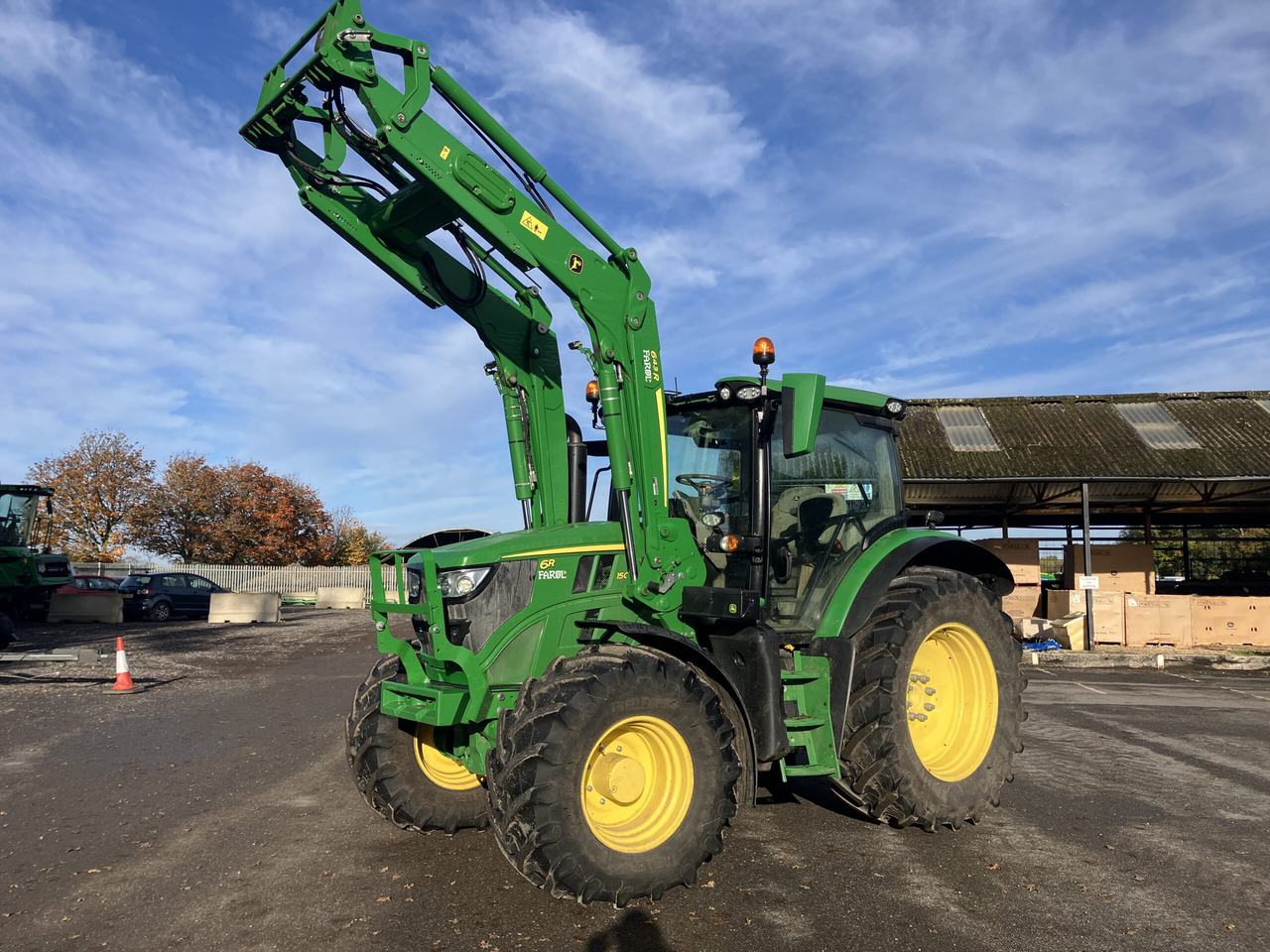 John Deere 6R 150 + 643R Loader - Tracteur agricole: photos 1 John Deere 6R 150 + 643R Loader - Tracteur agricole: photos 1