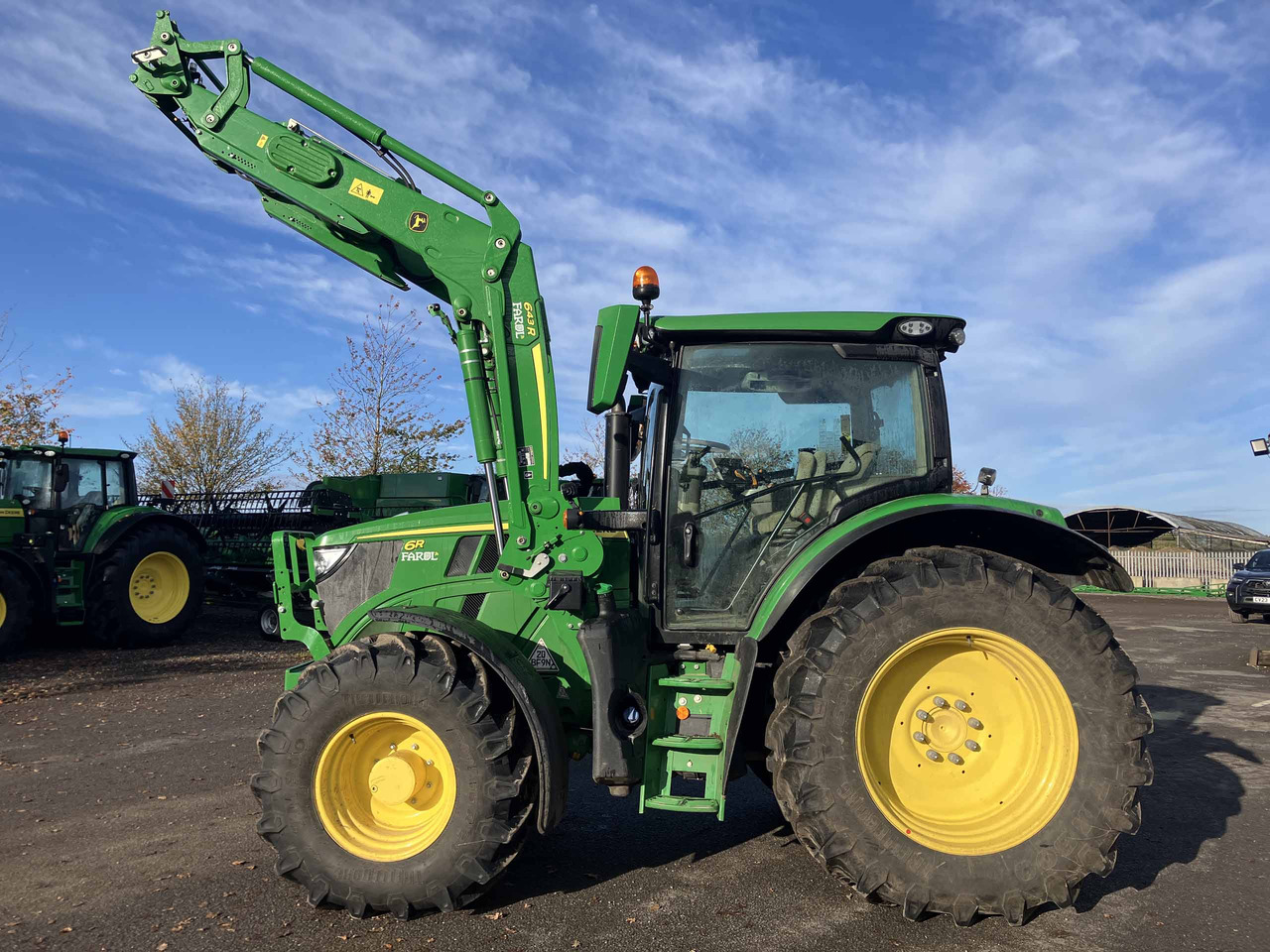 John Deere 6R 150 + 643R Loader - Tracteur agricole: photos 2 John Deere 6R 150 + 643R Loader - Tracteur agricole: photos 2