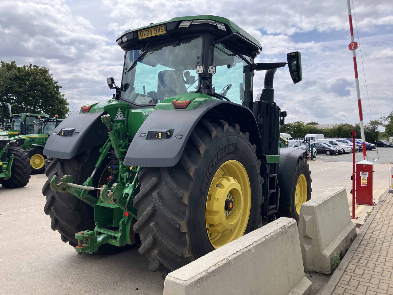 John Deere 8R 370 - Tracteur agricole: photos 5 John Deere 8R 370 - Tracteur agricole: photos 5