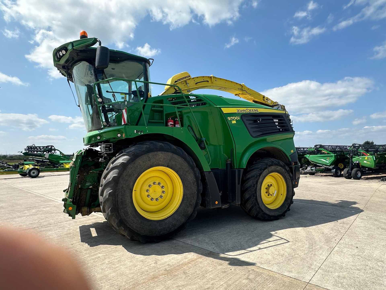 John Deere 9700i - Ensileuse: photos 1 John Deere 9700i - Ensileuse: photos 1