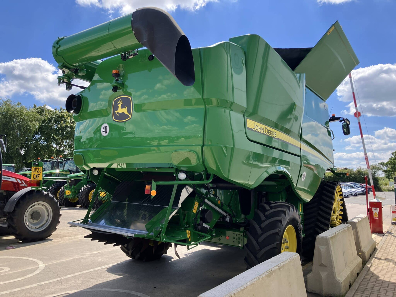 John Deere S780 - Moissonneuse-batteuse: photos 5 John Deere S780 - Moissonneuse-batteuse: photos 5