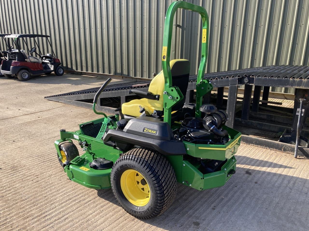 John Deere Z740R zero turn rotary mower - Motofaucheuse: photos 4 John Deere Z740R zero turn rotary mower - Motofaucheuse: photos 4