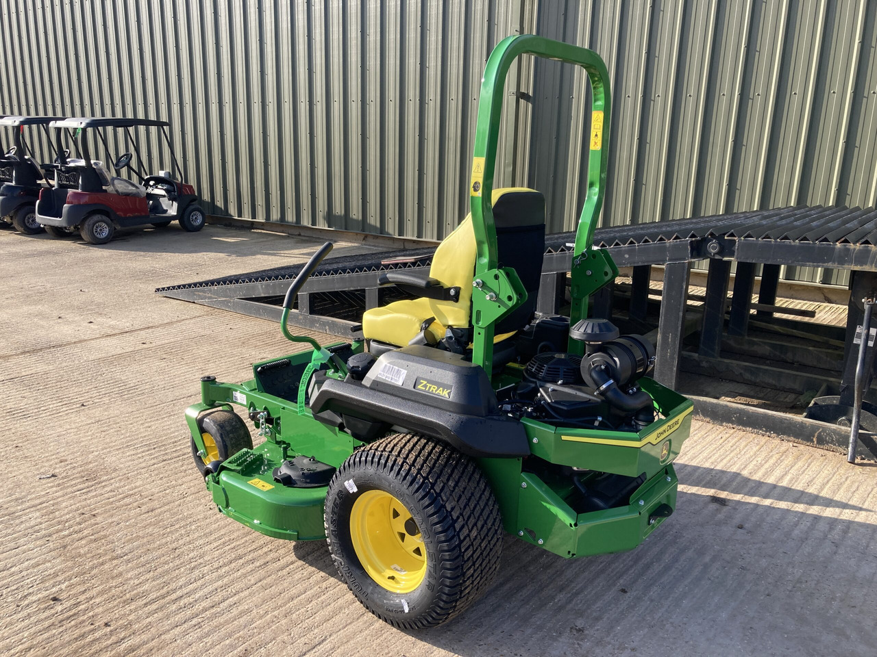 John Deere Z740R zero turn rotary mower - Motofaucheuse: photos 4 John Deere Z740R zero turn rotary mower - Motofaucheuse: photos 4