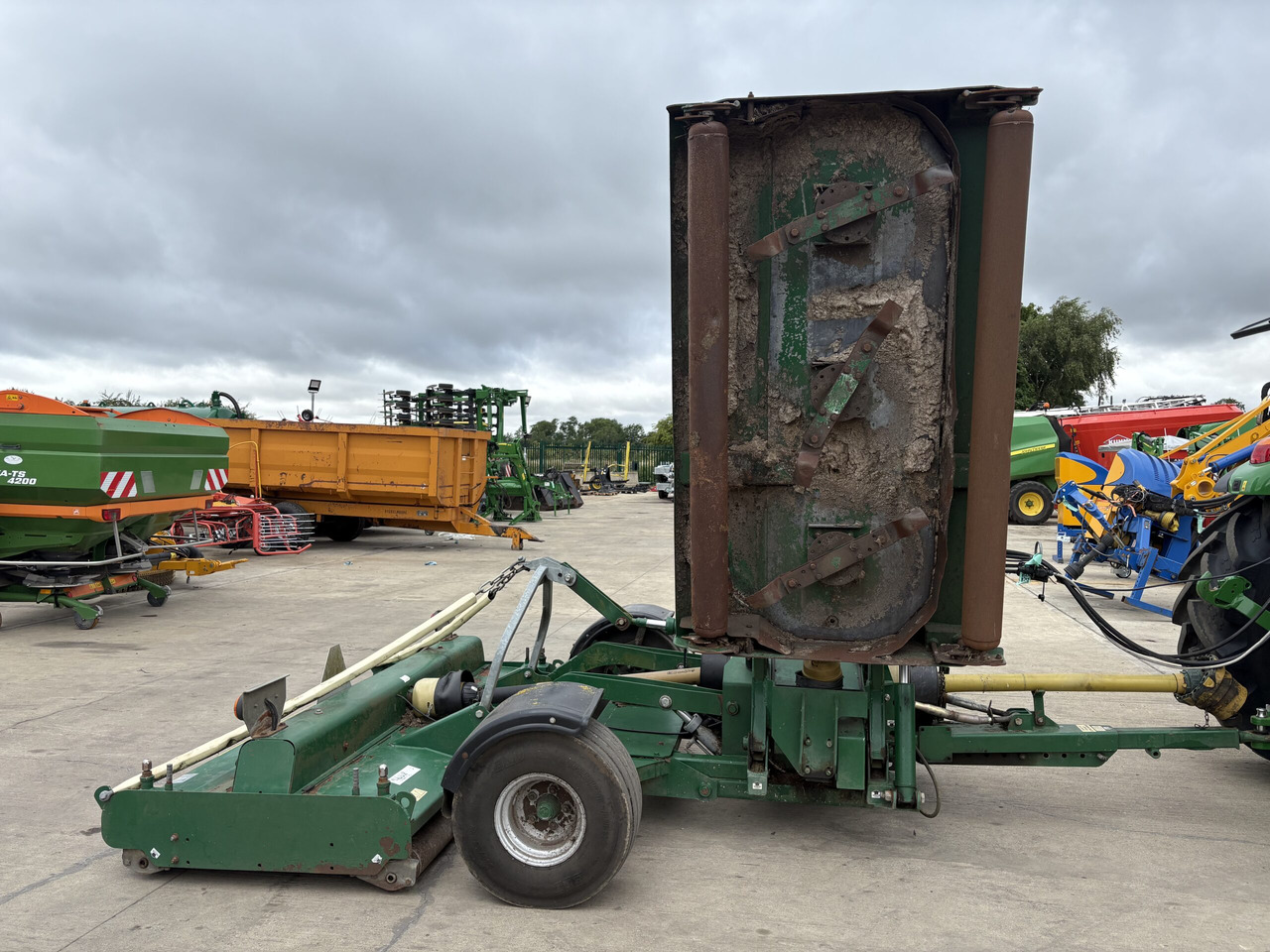 Major TDR20000 6.1m Winged Roller Mower - Motofaucheuse: photos 4 Major TDR20000 6.1m Winged Roller Mower - Motofaucheuse: photos 4