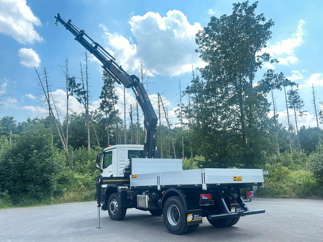 MAN TGM 18.320 4x4 Euro 6e Pritsche Hiab 228-4 Kran - Camion plateau, Camion grue: photos 4 MAN TGM 18.320 4x4 Euro 6e Pritsche Hiab 228-4 Kran - Camion plateau, Camion grue: photos 4