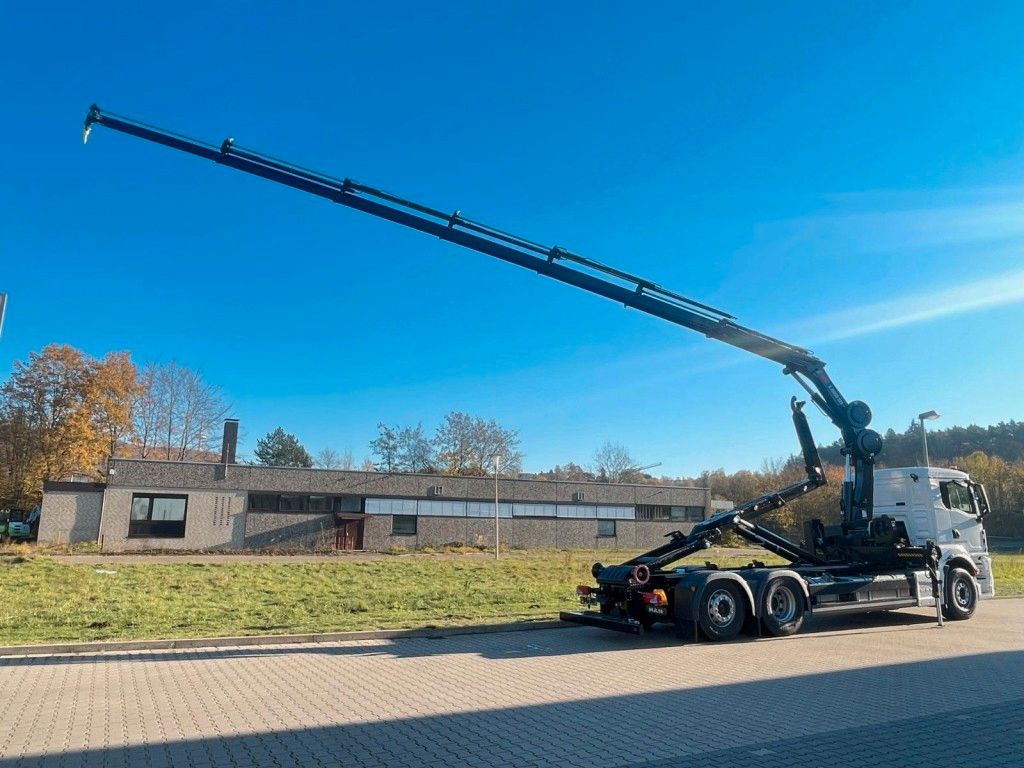 MAN TGS 26.470 6x2 Abrollkipper + Kran Hiab 228-6 - Camion ampliroll, Camion grue: photos 5 MAN TGS 26.470 6x2 Abrollkipper + Kran Hiab 228-6 - Camion ampliroll, Camion grue: photos 5