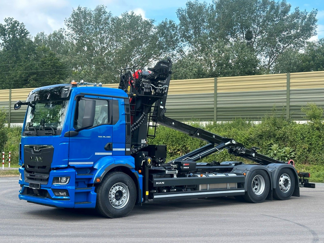 MAN TGS 26.480 6x2 Abrollkipper + Kran EPSILON - Camion ampliroll, Camion grue: photos 3 MAN TGS 26.480 6x2 Abrollkipper + Kran EPSILON - Camion ampliroll, Camion grue: photos 3