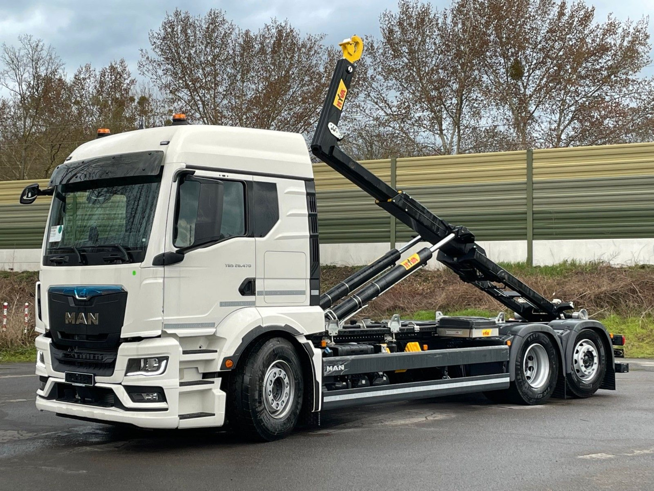 MAN TGS 26.480 6x2 Retarder Hyva 20-60 Abrollkipper - Camion ampliroll: photos 1 MAN TGS 26.480 6x2 Retarder Hyva 20-60 Abrollkipper - Camion ampliroll: photos 1