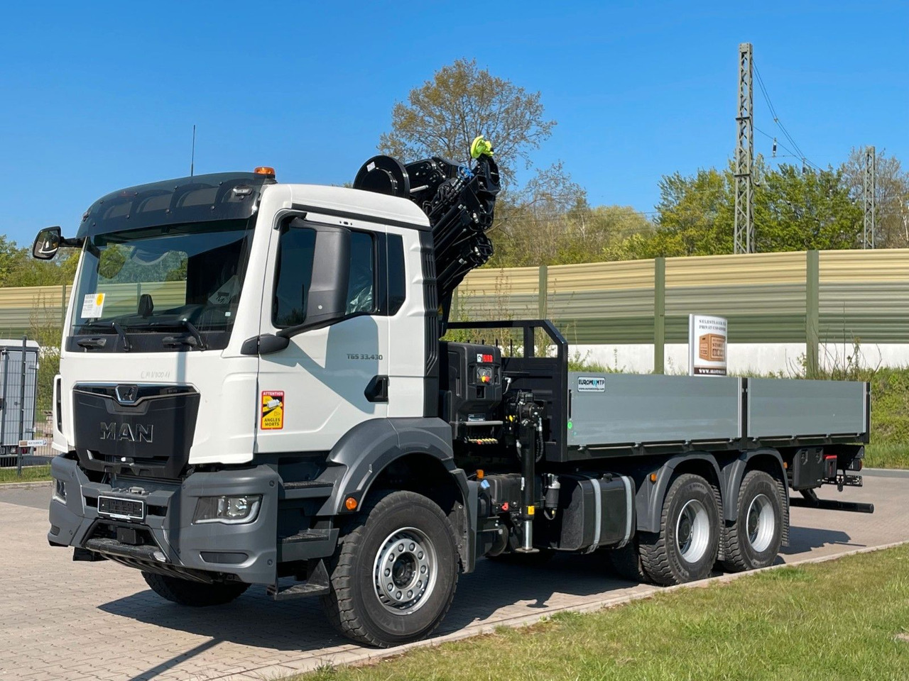 MAN TGS 33.440 6x4 HIAB 228-6 - Camion grue: photos 3 MAN TGS 33.440 6x4 HIAB 228-6 - Camion grue: photos 3