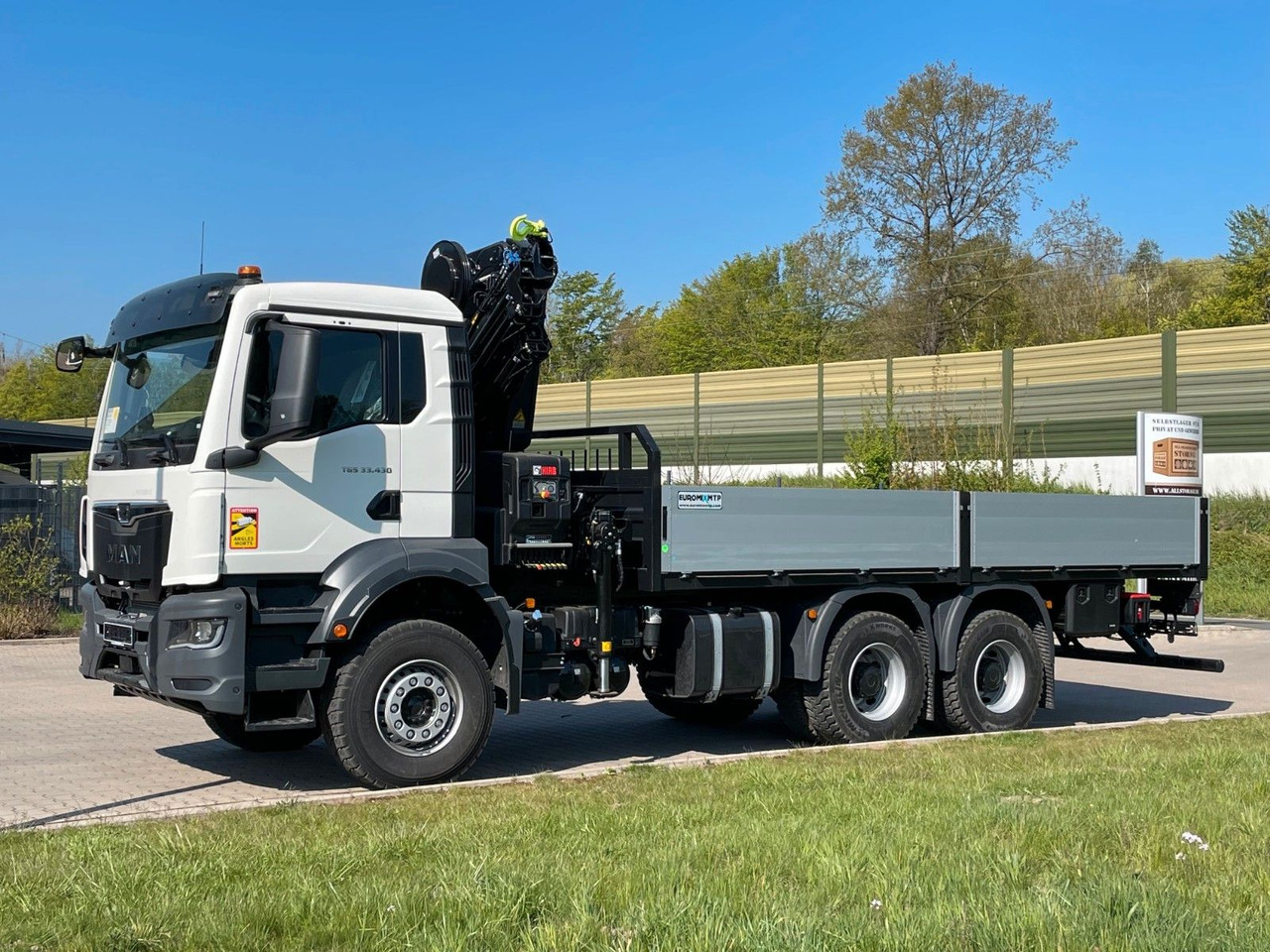 MAN TGS 33.440 6x4 HIAB 228-6 - Camion grue: photos 4 MAN TGS 33.440 6x4 HIAB 228-6 - Camion grue: photos 4