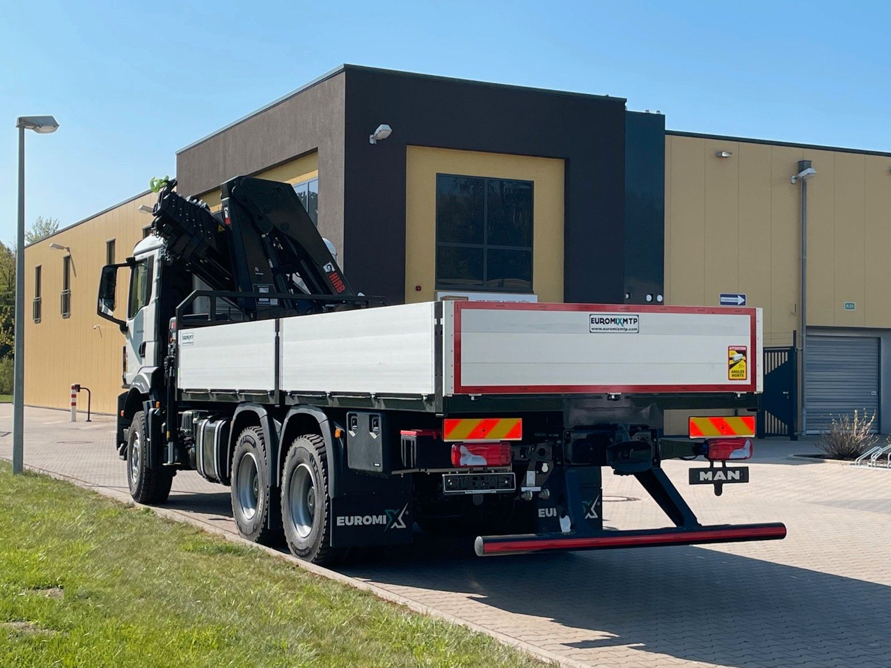 MAN TGS 33.440 6x4 HIAB 228-6 - Camion grue: photos 5 MAN TGS 33.440 6x4 HIAB 228-6 - Camion grue: photos 5