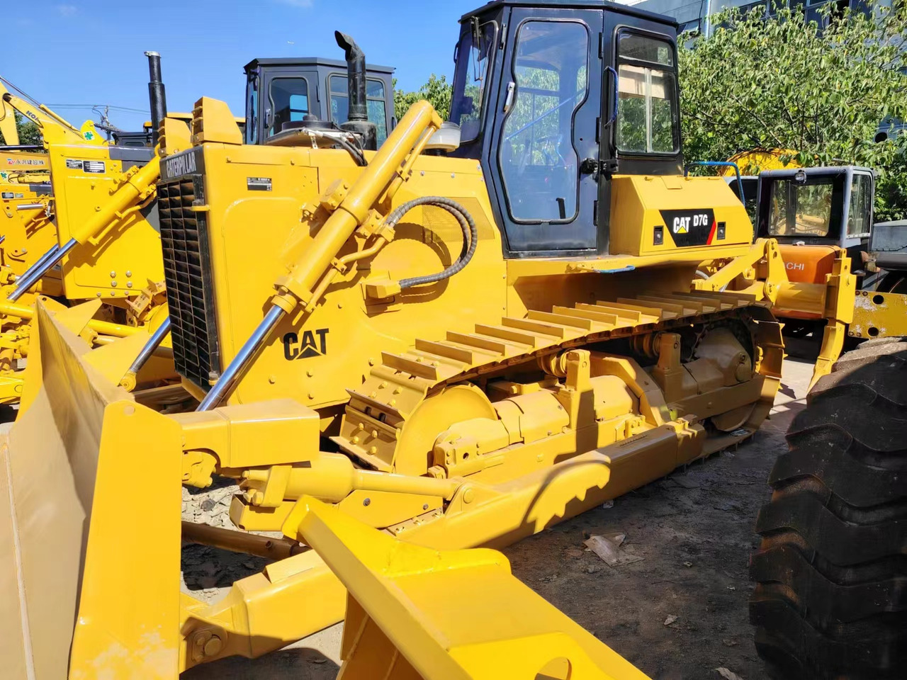 CATERPILLAR D7G - Bulldozer: photos 1 CATERPILLAR D7G - Bulldozer: photos 1