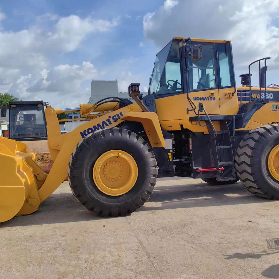 Original Good Condition Used Loader WA380Z-6 5 Ton Wheel Loader Construction Machinery for Komatsu - Chargeuse sur pneus: photos 1 Original Good Condition Used Loader WA380Z-6 5 Ton Wheel Loader Construction Machinery for Komatsu - Chargeuse sur pneus: photos 1