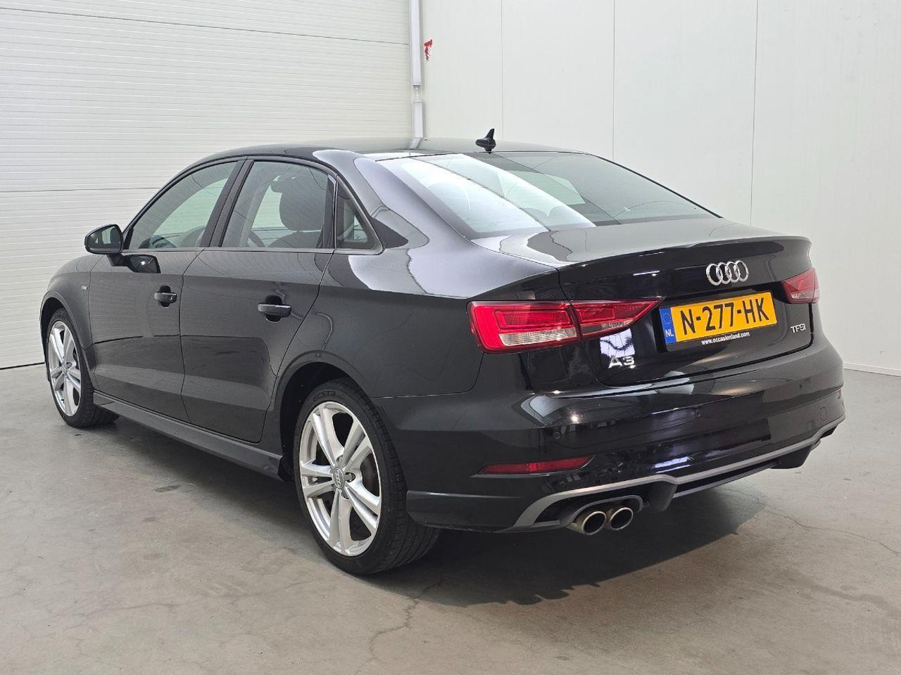 Audi A3 Limousine 1.5 TFSI CoD Sport | 2018 | 147.993 km | Automaat | N277HK | NAP: Geen oordeel - Berline: photos 3 Audi A3 Limousine 1.5 TFSI CoD Sport | 2018 | 147.993 km | Automaat | N277HK | NAP: Geen oordeel - Berline: photos 3