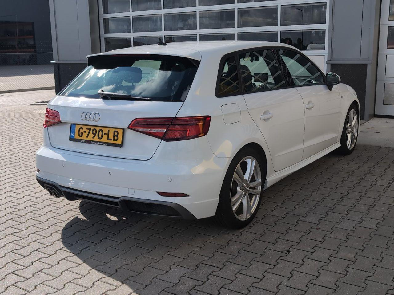 Audi A3 Sportback 35 TFSI CoD Advance Sport Automaat | 2019 | 86.142 km | G790LB | NAP: Logisch - Voiture à hayon: photos 4 Audi A3 Sportback 35 TFSI CoD Advance Sport Automaat | 2019 | 86.142 km | G790LB | NAP: Logisch - Voiture à hayon: photos 4