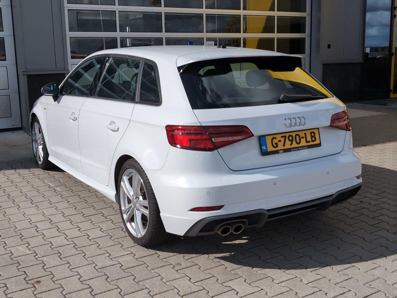 Audi A3 Sportback 35 TFSI CoD Advance Sport Automaat | 2019 | 86.142 km | G790LB | NAP: Logisch - Voiture à hayon: photos 3 Audi A3 Sportback 35 TFSI CoD Advance Sport Automaat | 2019 | 86.142 km | G790LB | NAP: Logisch - Voiture à hayon: photos 3