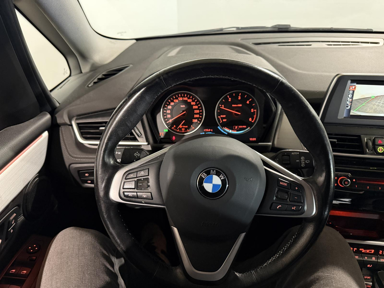 BMW | 2-serie Active Tourer | 218d Corporate Lease Luxury | 2015 | 223.959 km | HG351B | Logisch - Voiture: photos 5 BMW | 2-serie Active Tourer | 218d Corporate Lease Luxury | 2015 | 223.959 km | HG351B | Logisch - Voiture: photos 5